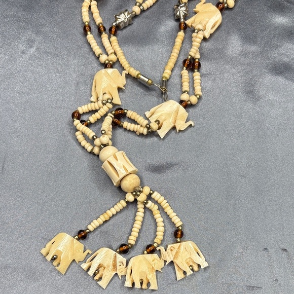 Elephant Charm Beaded Necklace - Cream and Brown - Picture 1 of 2